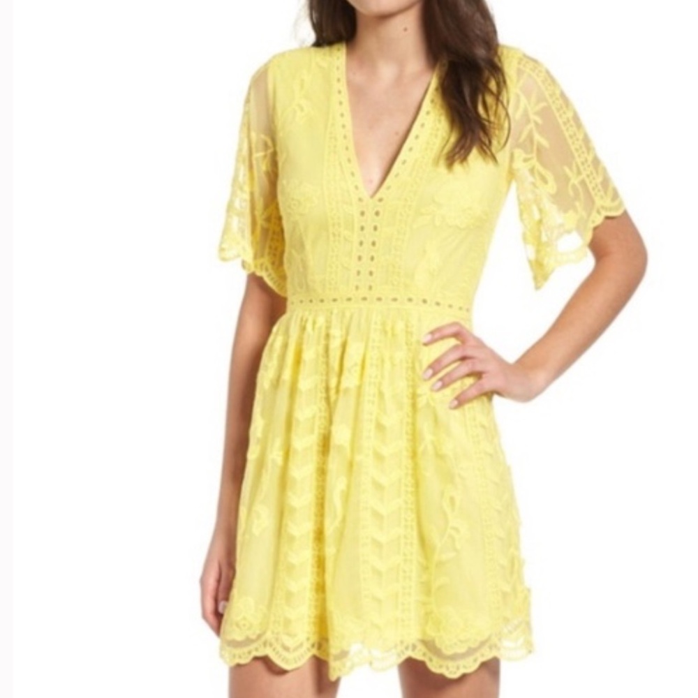 Socialite Yellow Lace Mini Dress Size XXL